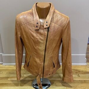 Vera Pelle Tan Leather Jacket with Quilted Detail